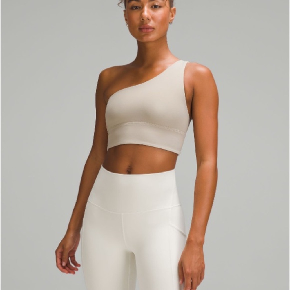 Lululemon Align V-Neck Bra